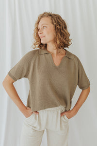Lynn Collared Knit Top in Brown